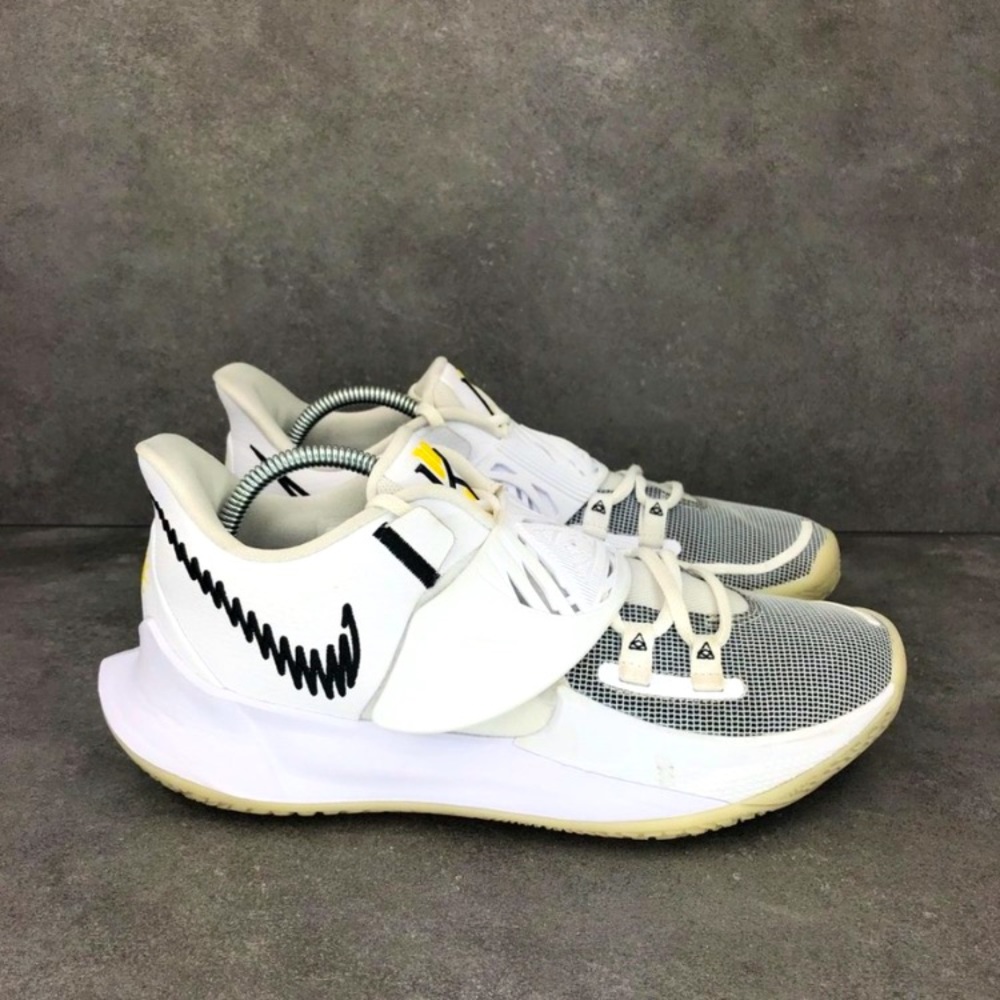 Nike Kyrie Low 3 Eclipse Sneaker, White Black, Men's 8.5